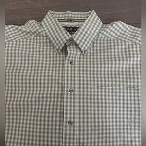 Ariat Pros Series‎ Long Sleeve Button Up Shirt Size XL Gently Worn